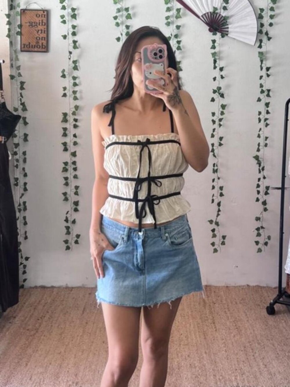 NWT Thirty/Thirfty LA cream and black bow tank top size medium